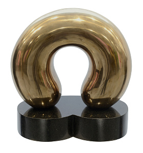 «Портрет женщины в черном», 1997