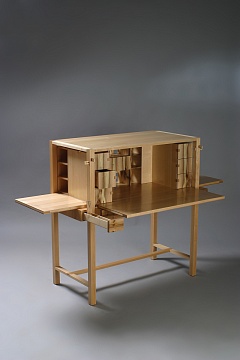 "Bureau", a collection of "Combination", 2004